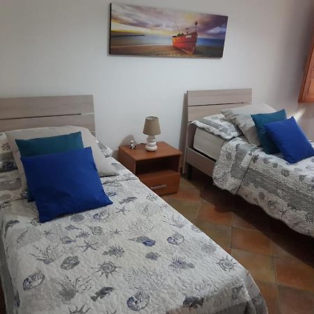 Zahra Casa Vacanze Villa Castelluzzo Kültér fotó